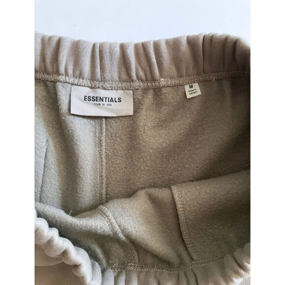 Fear of God Essentials Sweatshort Taupe Size Medium - Picture 5 of 6